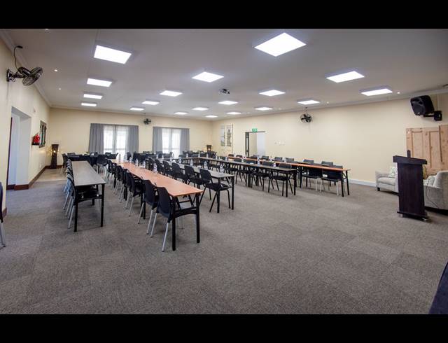 686M² BUSINESS CENTRE FOR SALE IN SOUTHERNWOOD